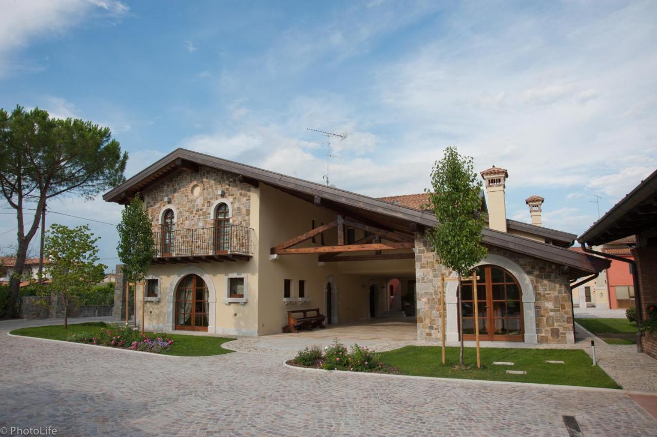 Wine Resort Luisa Mariano del Friuli Exterior foto