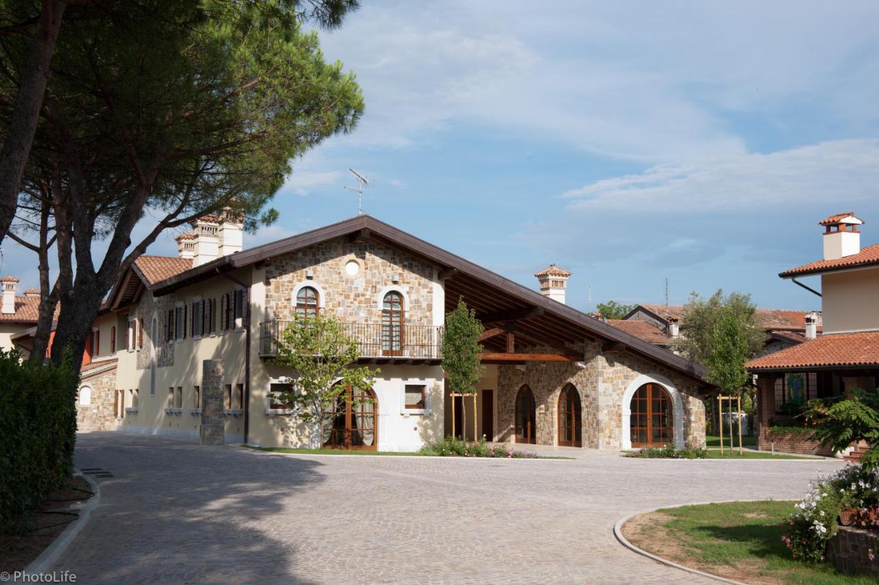 Wine Resort Luisa Mariano del Friuli Exterior foto
